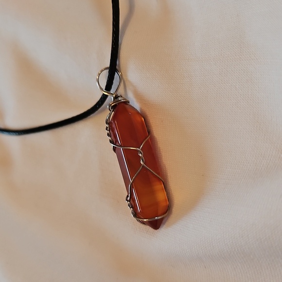 Red Crystal Pendant Necklace - Picture 4 of 6